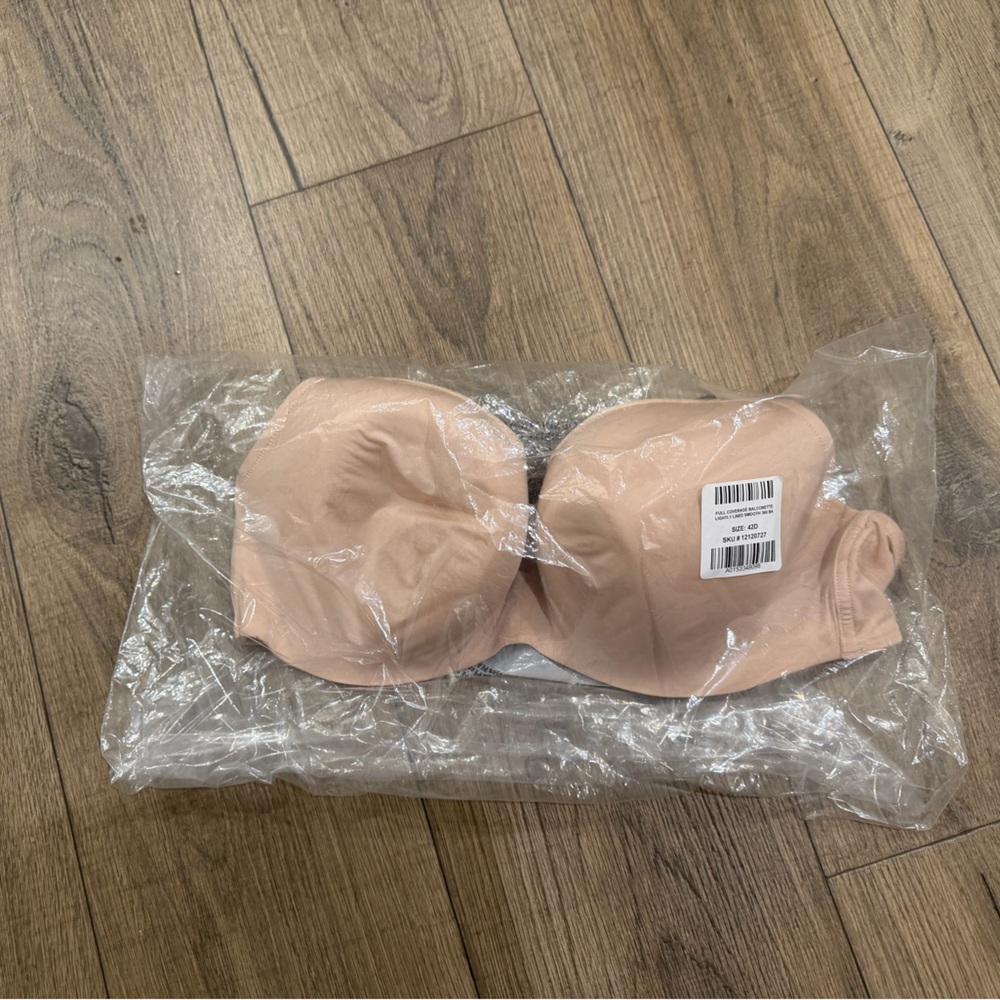 torrid Strapless Nude/Tan Convertible Bra